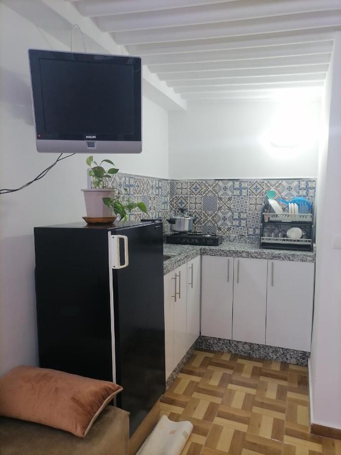 Younes Residence 2 Asilah Bagian luar foto
